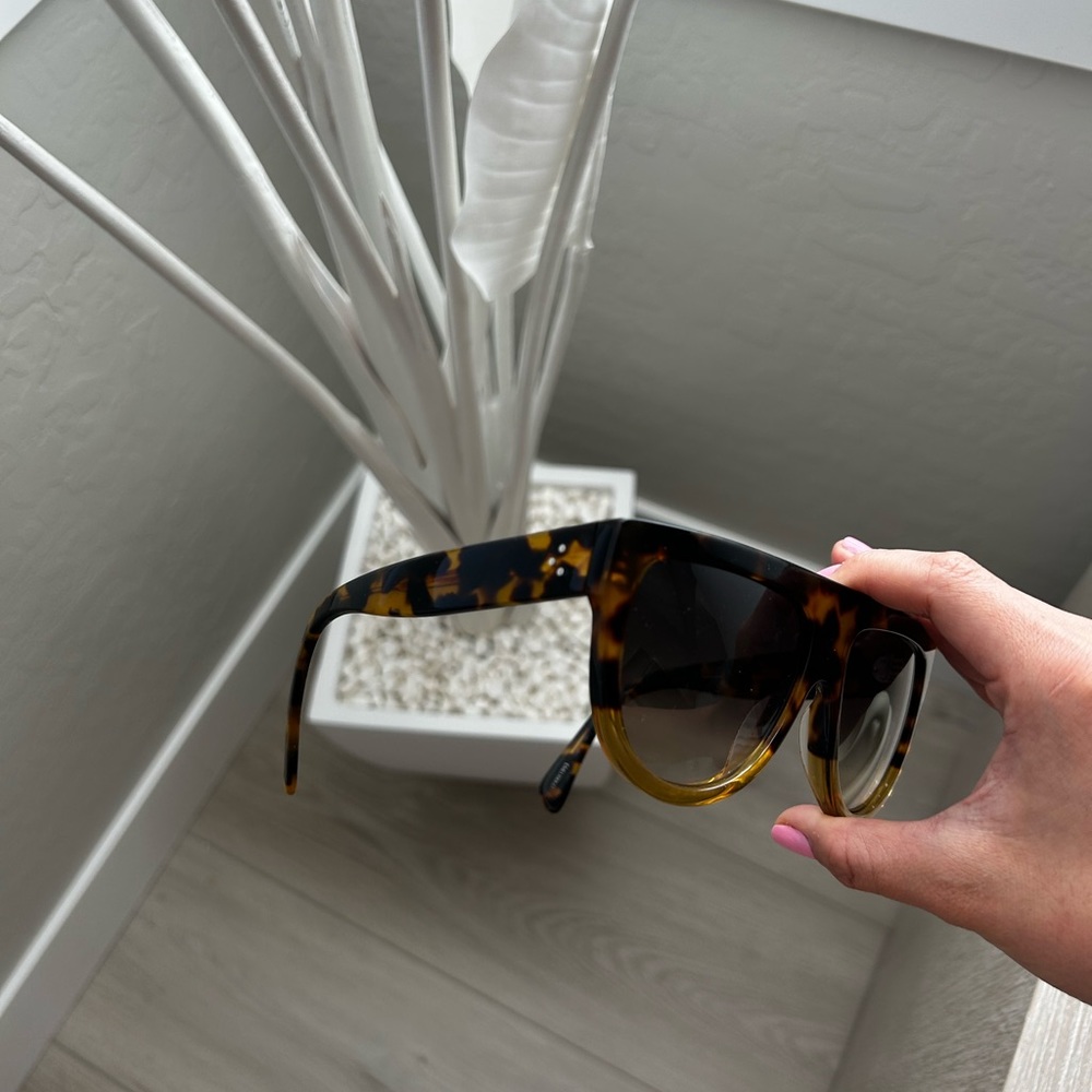 Authentic CÉLINE Tortoise Gradient Sunglasses - Picture 3 of 8